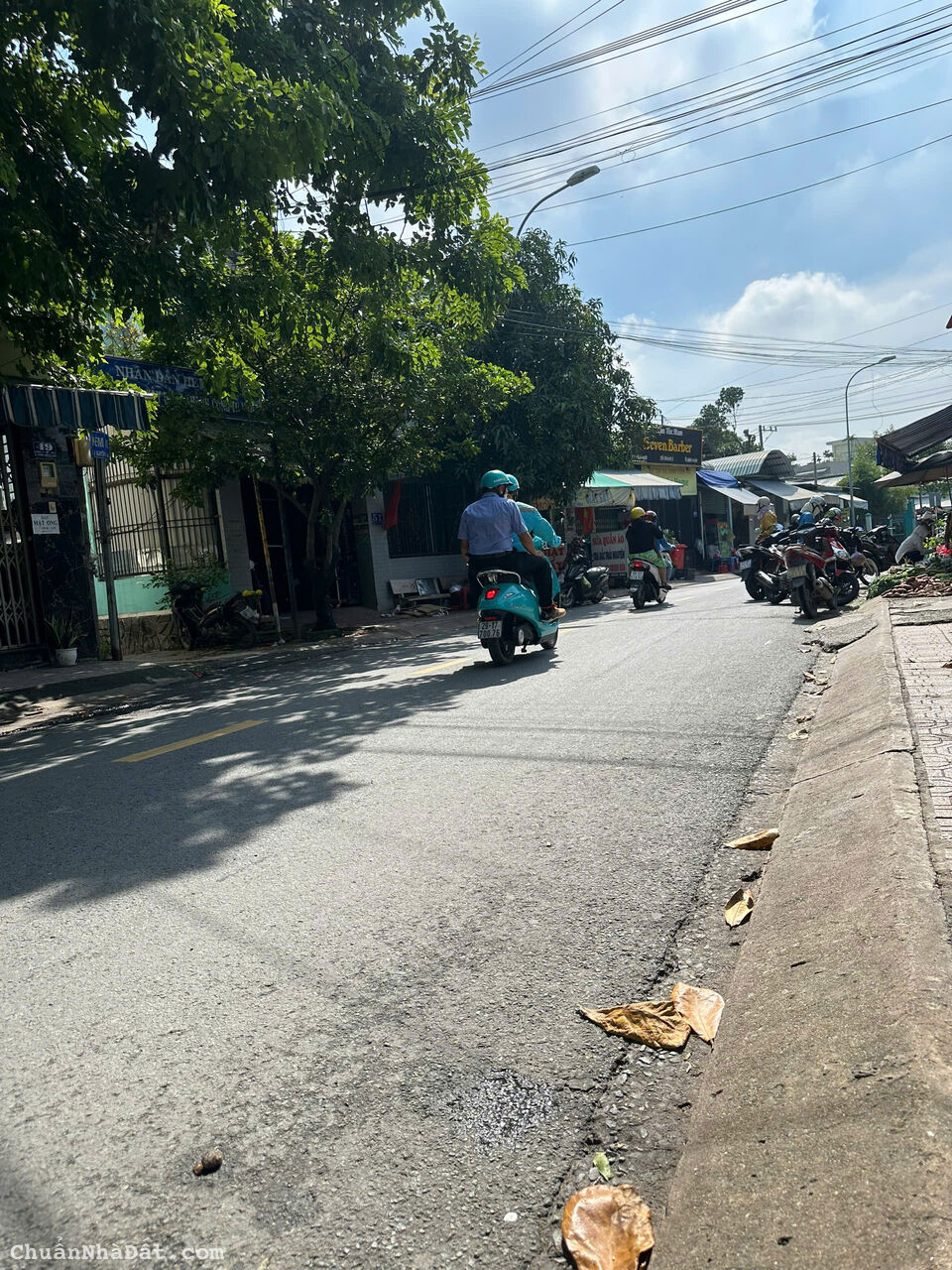 Bán nhà HXH tránh nhau - Ngang 5.5mx15m - ĐS22, PLB, Q9. Giá hơn 4 tỷ Bán nhà HXH tránh nhau - Ngang 5.5mx15m - ĐS22, PLB, Q9. Giá hơn 4 tỷ