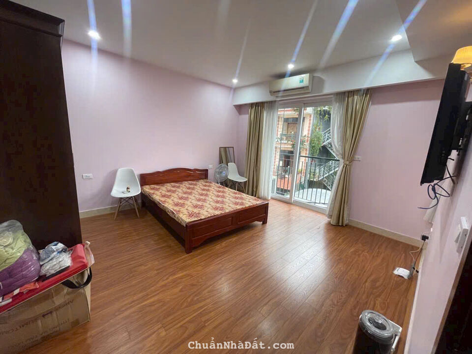 Nhà ĐẶNG THAI MAI mặt tiền khủng 8M, ngõ ô tô tránh nhau, vừa ở vừa Kinh Doanh tốt. Nhà ĐẶNG THAI MAI mặt tiền khủng 8M, ngõ ô tô tránh nhau, vừa ở vừa Kinh Doanh tốt.