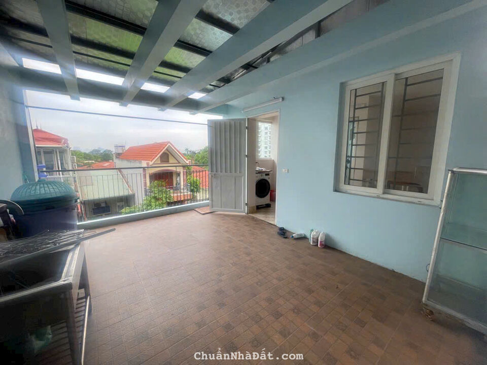 Nhà ĐẶNG THAI MAI mặt tiền khủng 8M, ngõ ô tô tránh nhau, vừa ở vừa Kinh Doanh tốt. Nhà ĐẶNG THAI MAI mặt tiền khủng 8M, ngõ ô tô tránh nhau, vừa ở vừa Kinh Doanh tốt.