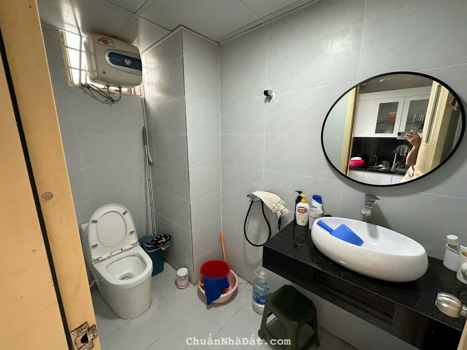 Chính chủ bán gấp căn 67m 2PN2VS tầng trung KDT Xala - Giá 2.9 tỷ