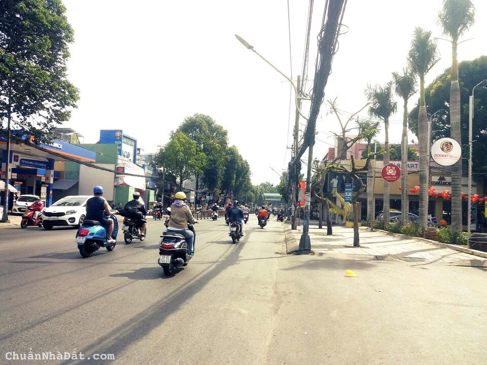 Bán nhà mặt tiền Quang Trung, P. 11, Quận Gò Vấp. DT: 4 x 17m. 3lầu Bán nhà mặt tiền Quang Trung, P. 11, Quận Gò Vấp. DT: 4 x 17m. 3lầu