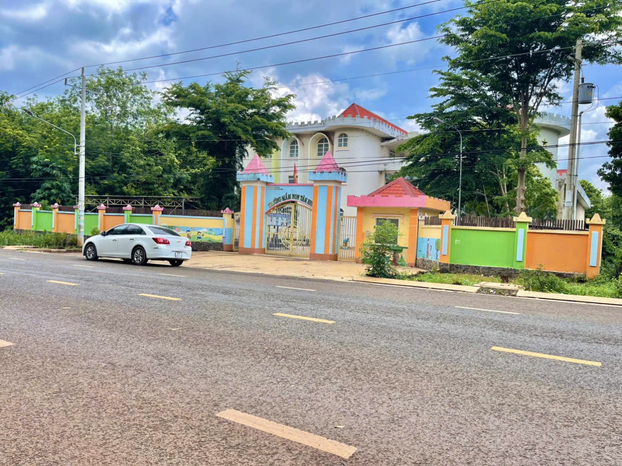 [CHÍNH CHỦ] BÁN 320M2 ĐẤT THỔ CƯ SÁT TRƯỜNG HỌC, CHỢ NGAY KCN ĐÔNG DÂN. GIÁ 180TR