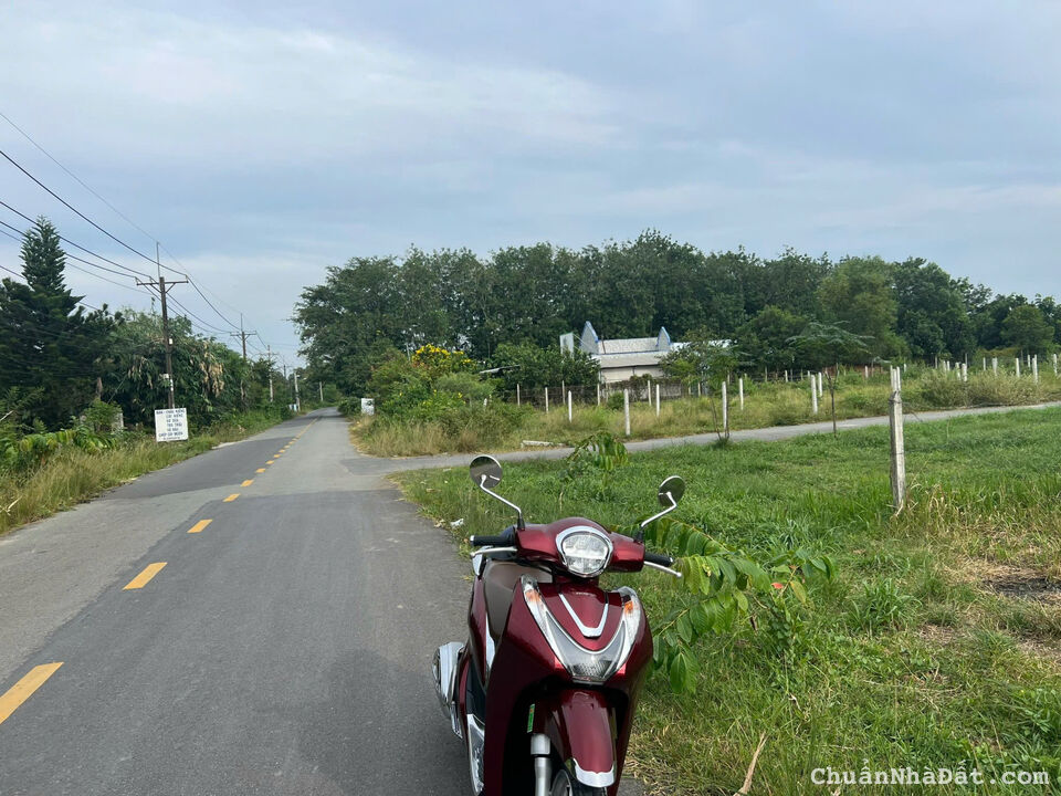 CẦN BÁN GẤP 1125M2 NGAY KCN MẶT TIỀN ĐƯỜNG RỘNG GẦN TRƯỜNG, CHỢ BUÔN BÁN ĐÔNG. GIÁ 160TR 