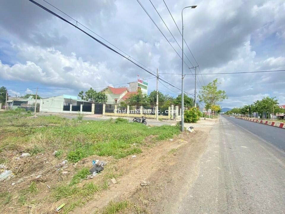 KẸT TIỀN BÁN NHANH 130 TRIỆU/SỔ 2.080M2 SỔ RIÊNG TX BÌNH PHƯỚC, NGAY CHỢ, TRƯỜNG HỌC, KCN ĐÔNG DÂN 