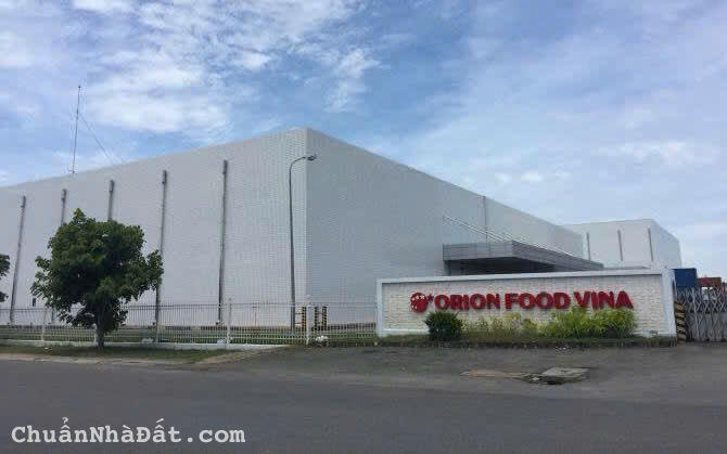 CẦN BÁN GẤP LÔ ĐẤT 1872M2 ĐƯỜNG NHỰA LỚN, SÁT CHỢ, GẦN ỦY BAN, TRƯỜNG HỌC. GIÁ 160TR CẦN BÁN GẤP LÔ ĐẤT 1872M2 ĐƯỜNG NHỰA LỚN, SÁT CHỢ, GẦN ỦY BAN, TRƯỜNG HỌC. GIÁ 160TR