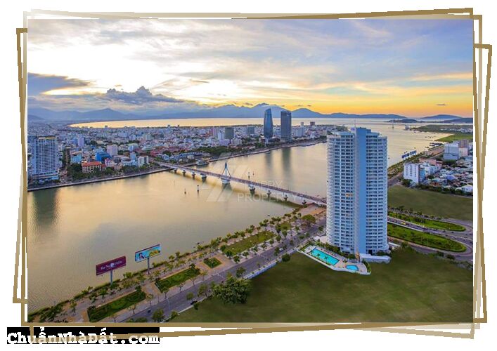 Bán căn Azura 2PN View sông Hàn, trực diện điểm bắn pháo hoa