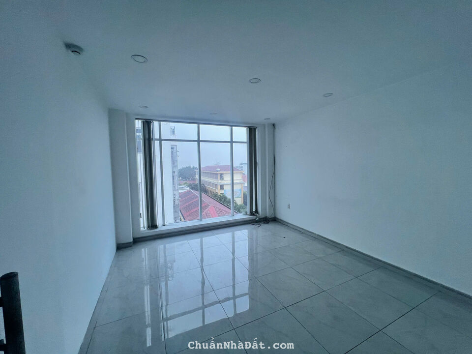 Tòa nhà MT làm CHDV, Công ty, TT Dạy học-Bình Thọ-136M2 (11x12,3)