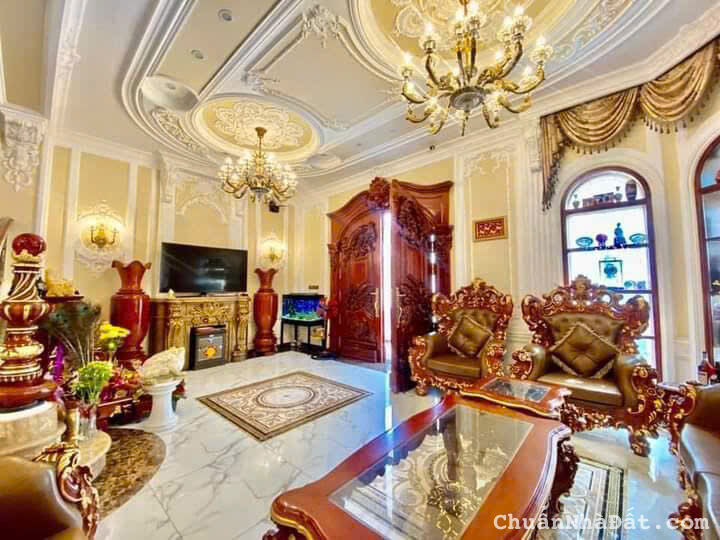 Bán Biệt Thự Cao Cấp Số: 686/27-29 CMT8, Quận Tân Bình. DT: 10 x 30m - Hầm + 5 Tầng, T.Máy