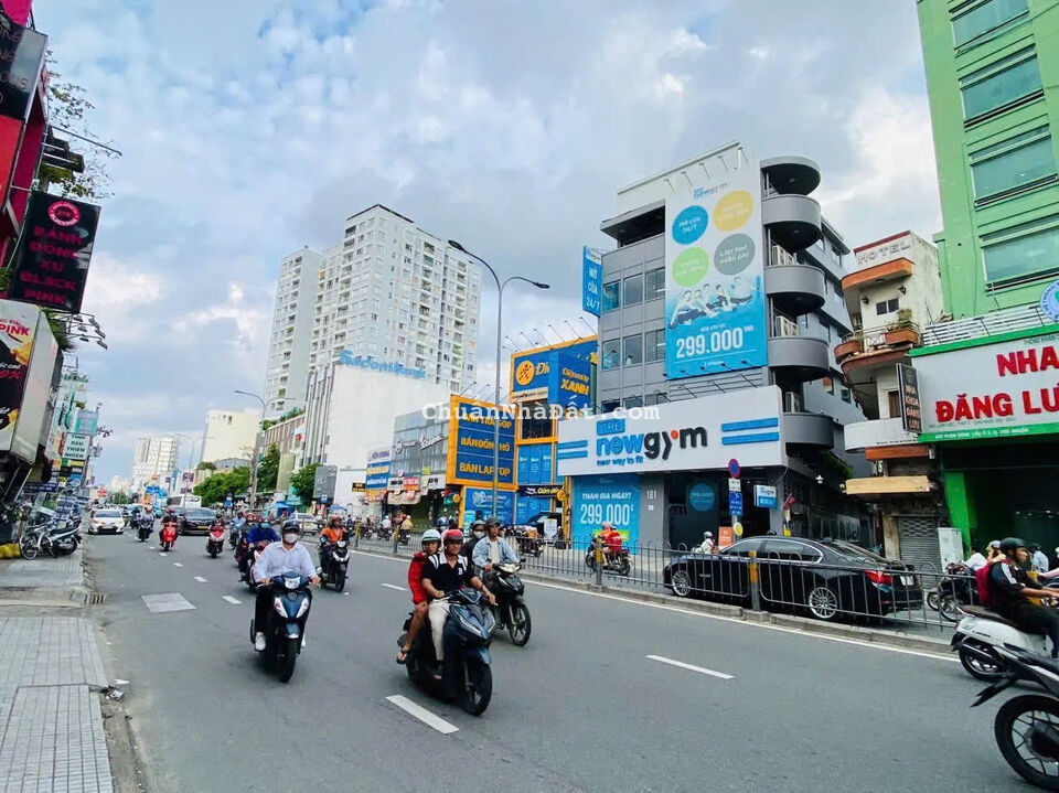 Bán Tòa Nhà Mặt Tiền Số: 195 - 197 Phan Đăng Lưu, Quận Phú Nhuận. Hầm + 9 Tầng Bán Tòa Nhà Mặt Tiền Số: 195 - 197 Phan Đăng Lưu, Quận Phú Nhuận. Hầm + 9 Tầng