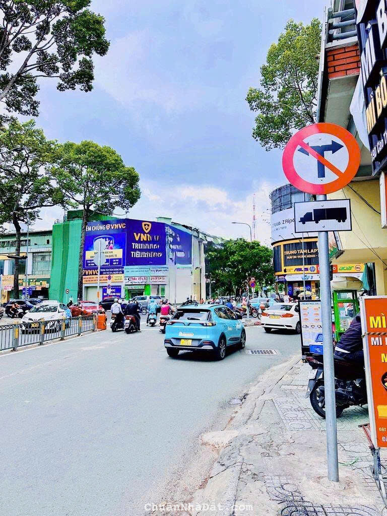 Bán Tòa Nhà Mặt Tiền Số: 163 - 165 Cao Thắng, Quận 10. DT: 8 x 15m - 5 Tầng 