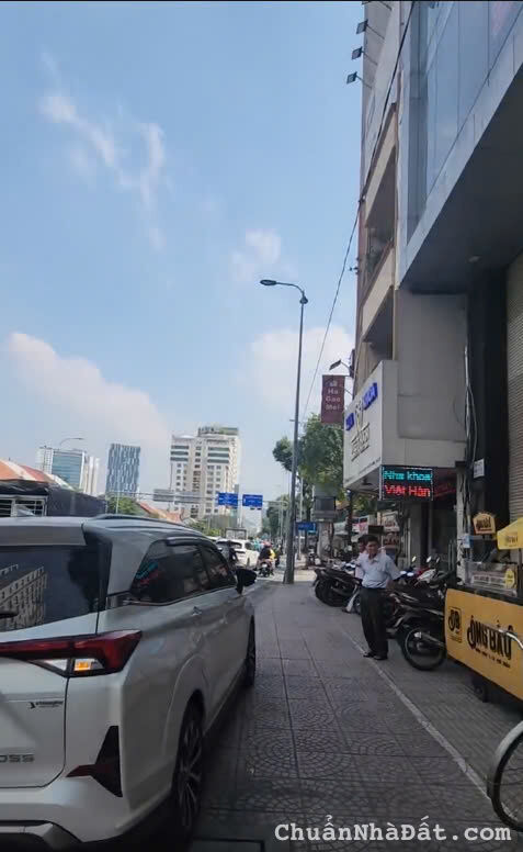 Bán Nhà Mặt Tiền Số: 285 Hoàng Diệu, Phường 6, Quận 4. DT: 4 x 18m - 4 Tầng Bán Nhà Mặt Tiền Số: 285 Hoàng Diệu, Phường 6, Quận 4. DT: 4 x 18m - 4 Tầng