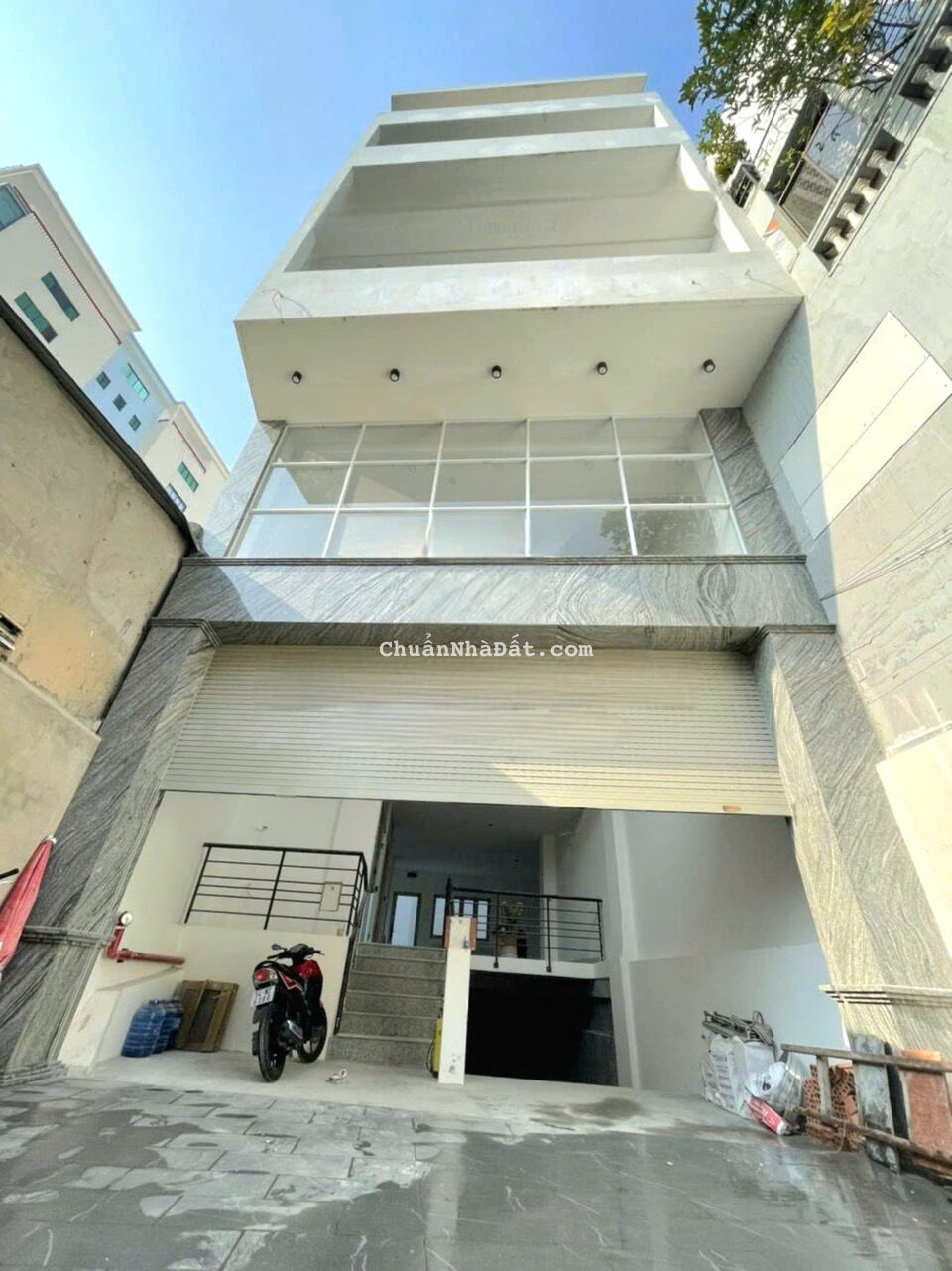 Bán Tòa Nhà Ngang 7m Số 143 Lê Quang Định, Quận Bình Thạnh. Hầm + 6 Tầng, Có HĐ Thuê 130 Triệu