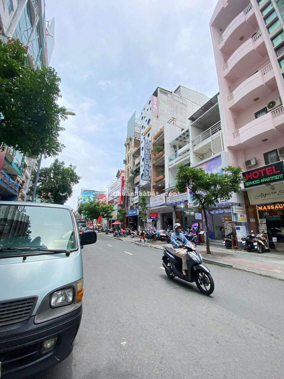 Bán Tòa Nhà Mặt Tiền Số: 260 Lý Tự Trọng, Quận 1. 10 Tầng - Có HĐ Thuê 10.000 USD/Tháng Bán Tòa Nhà Mặt Tiền Số: 260 Lý Tự Trọng, Quận 1. 10 Tầng - Có HĐ Thuê 10.000 USD/Tháng