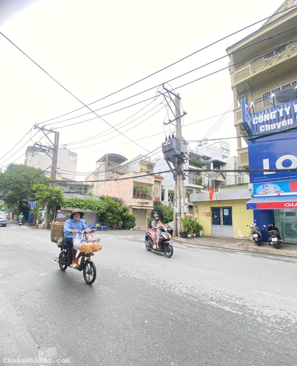 Bán Nhà Mặt Tiền 26 - 28 Nguyễn Cửu Vân, Phường 17, Quận Bình Thạnh. DT: 8,7 x 20 - 5 Tầng