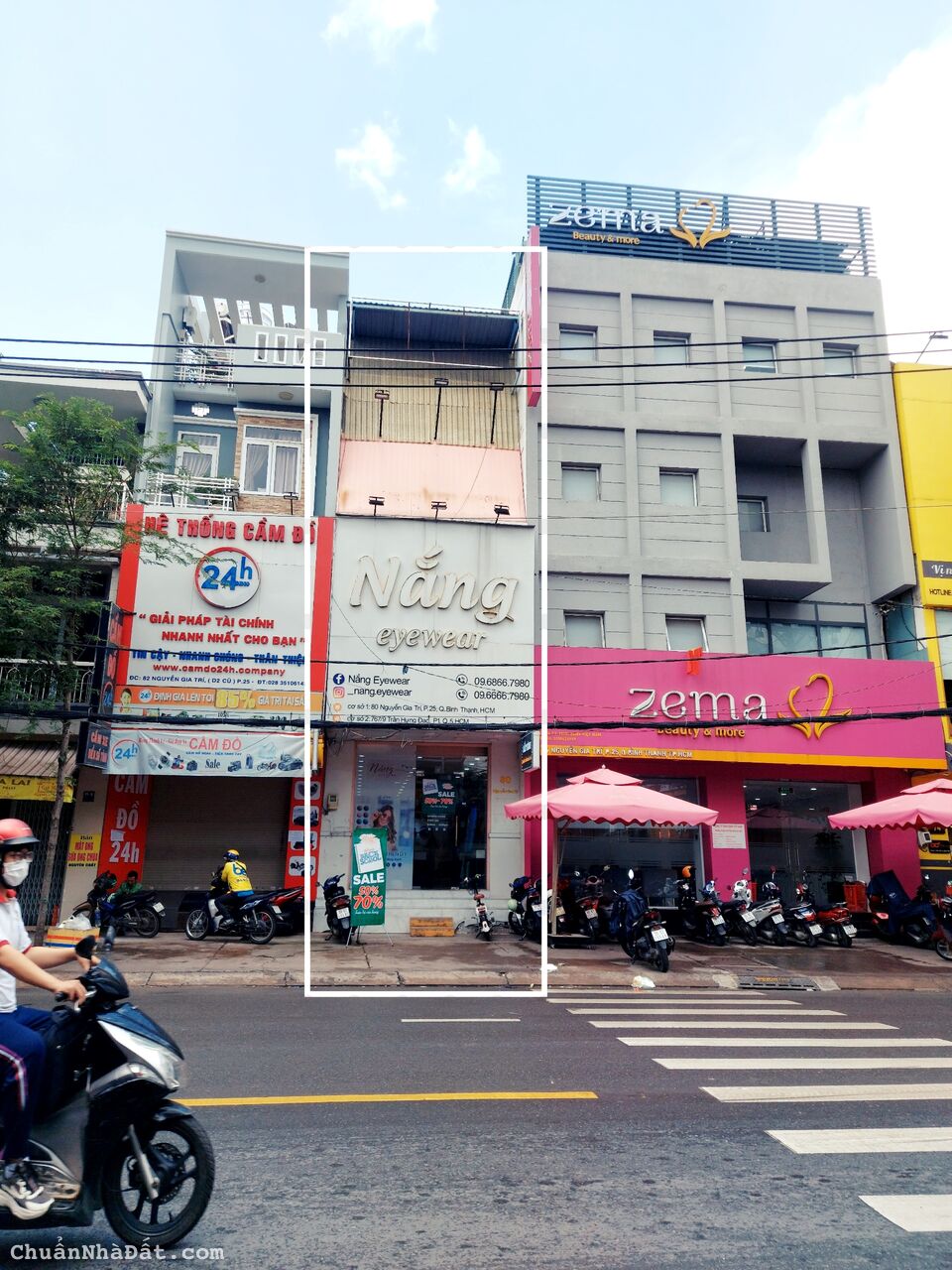 Bán Nhà Mặt Tiền Số: 80 Nguyễn Gia Trí, Phường 25, Quận Bình Thạnh. DT: 4 x 20m - 3 Tầng. Bán Nhà Mặt Tiền Số: 80 Nguyễn Gia Trí, Phường 25, Quận Bình Thạnh. DT: 4 x 20m - 3 Tầng.