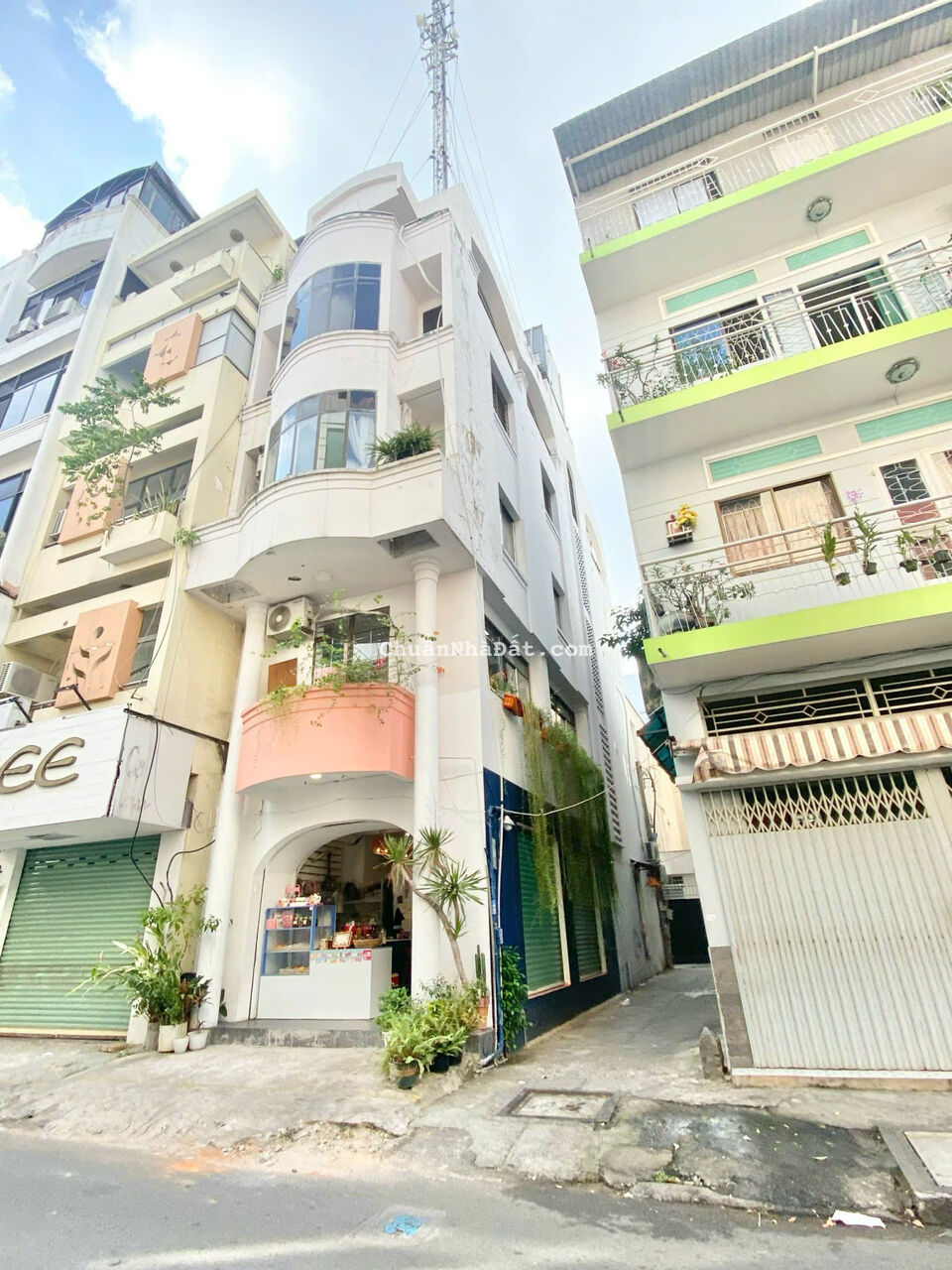 Bán Nhà Góc 2 Mặt Tiền Số: 203 Nguyễn Văn Thủ, Phường Đakao, Quận 1.