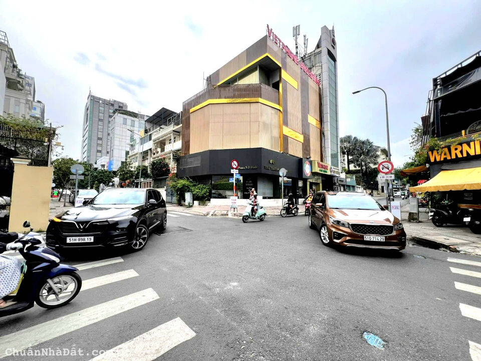 Bán Nhà Góc 2 MT 21 Phan Kế Bính - Nguyễn Văn Thủ. DT: 9x18,5m. 4 Tầng. Có HĐ Thuê 120 Triệu