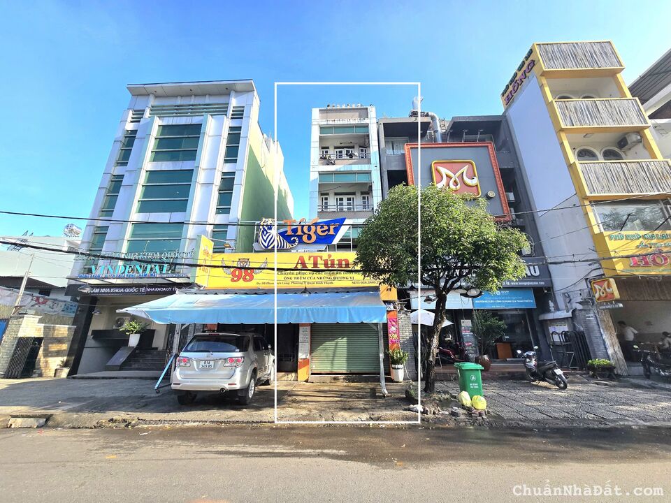 Bán Nhà Mặt Tiền Phan Xích Long - Đường Hoa. Quận Phú Nhuận. DT: 4 x 20m. 4 Tầng.