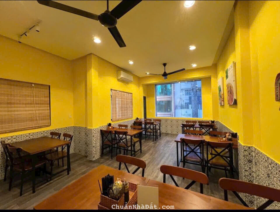 Cho thuê Nhà Nguyên Căn Mặt tiền Sư Vạn Hạnh Quận 10, giá thuê 55 Triệu. Cho thuê Nhà Nguyên Căn Mặt tiền Sư Vạn Hạnh Quận 10, giá thuê 55 Triệu.