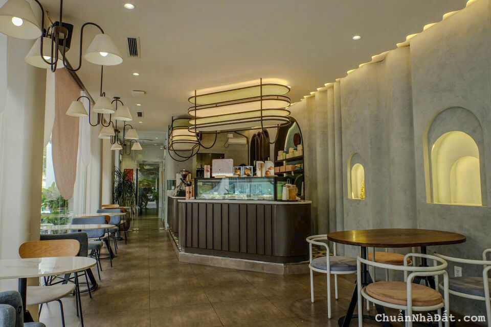 Mặt tiền cho thuê mặt tiền Tú Xương, Quận 3. Gía thuê 170 triệu/tháng.