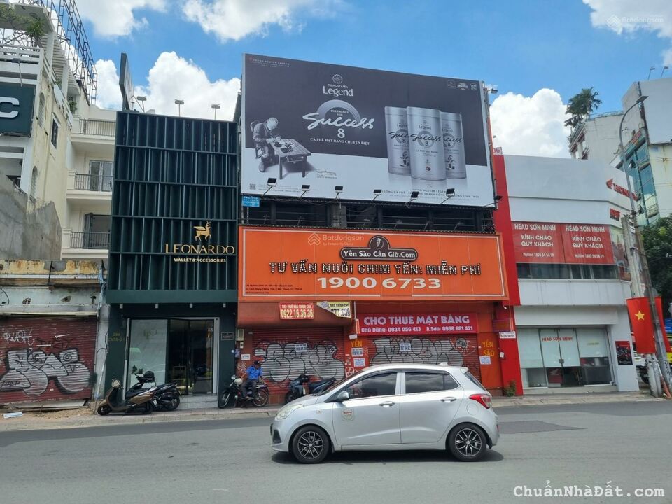 Cho thuê nhà mặt tiền đường Cách Mạng Tháng Tám, Quận 1. DT: 10x10m.Gía cho thuê: 120 triệu/tháng. Cho thuê nhà mặt tiền đường Cách Mạng Tháng Tám, Quận 1. DT: 10x10m.Gía cho thuê: 120 triệu/tháng.