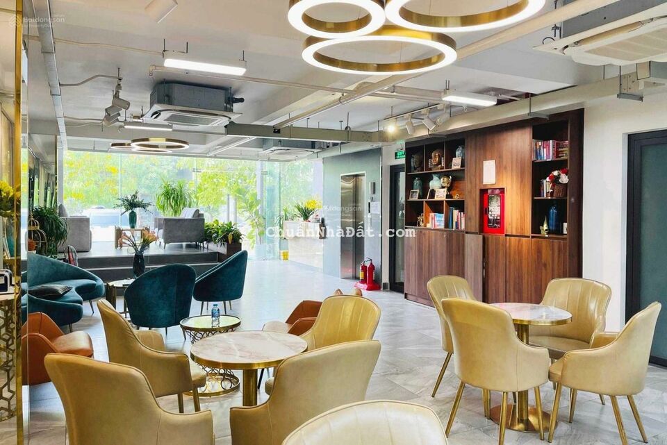 CHO THUÊ NHÀ 2 MẶT TIỀN LÝ TỰ TRỌNG - QUẬN 1.Gía thuê : 90 triệu/tháng.