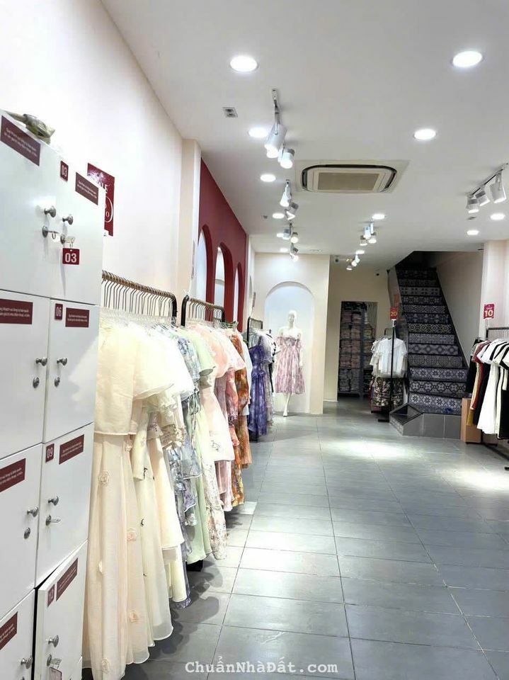 🔇🔇 CHO THUÊ NHÀ MT NGUYỄN TRÃI, Phường 2, Quận 5 - Giá cho thuê: 45tr/tháng. 🔇🔇 CHO THUÊ NHÀ MT NGUYỄN TRÃI, Phường 2, Quận 5 - Giá cho thuê: 45tr/tháng.