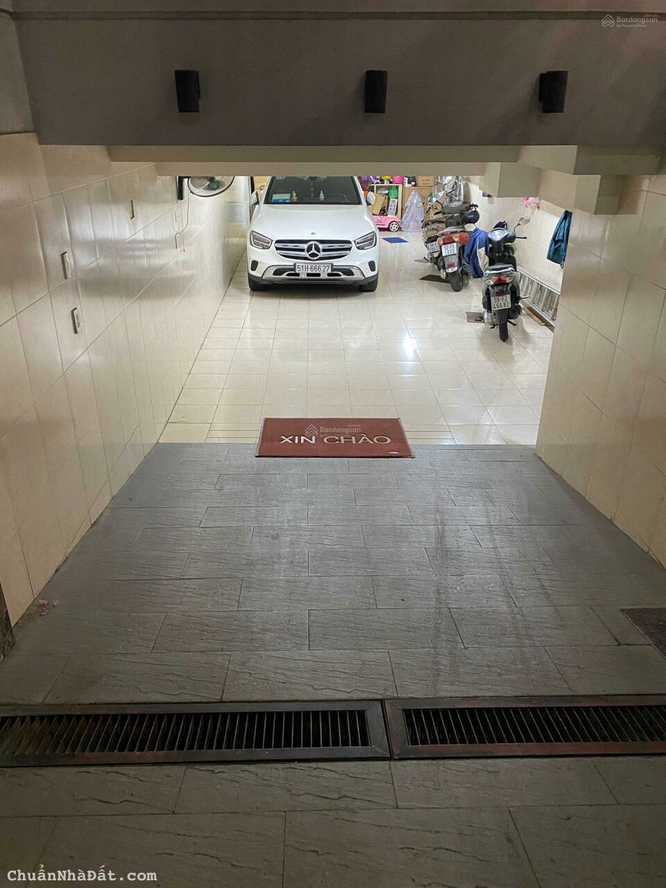 BIỆT THỰ SÂN VƯỜN TRẦN CAO VÂN P. ĐAKAO QUẬN 1 DT: 9X20. 