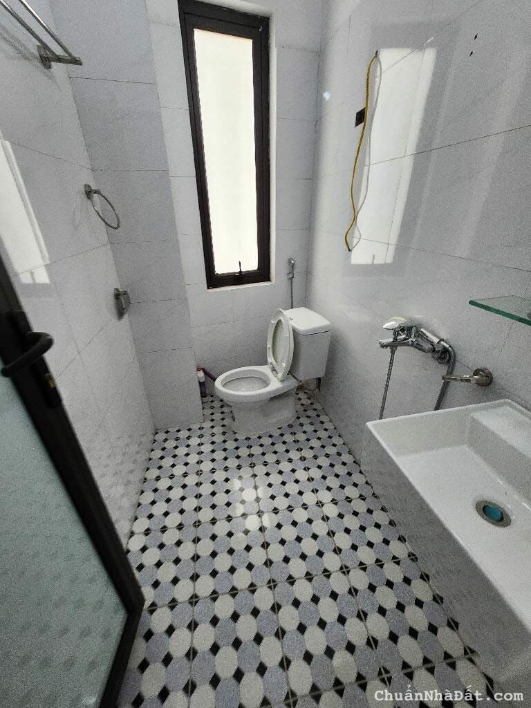 BÁN NHÀ MẶT PHỐ GIÁ SỐC CHỈ 6,85 TỶ TẠI ĐƯỜNG LA PHÙ, HOÀI ĐỨC, HÀ NỘI, MẶT PHỐ KINH DOANH, ÔTÔ