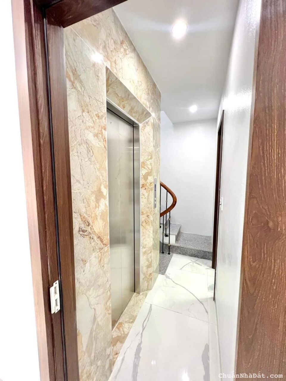 Bán nhà TRẦN CUNG -6.95TỶ - LÔ GÓC - THANG MÁY - NGÕ NÔNG - AN SINH ĐỈNH Bán nhà TRẦN CUNG -6.95TỶ - LÔ GÓC - THANG MÁY - NGÕ NÔNG - AN SINH ĐỈNH