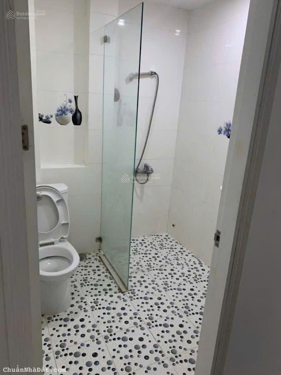 HÌNH THẬT - 🏩CHO THUÊ Nhà nguyên căn góc Huỳnh Văn Bánh, P11 Phú Nhuận HÌNH THẬT - 🏩CHO THUÊ Nhà nguyên căn góc Huỳnh Văn Bánh, P11 Phú Nhuận