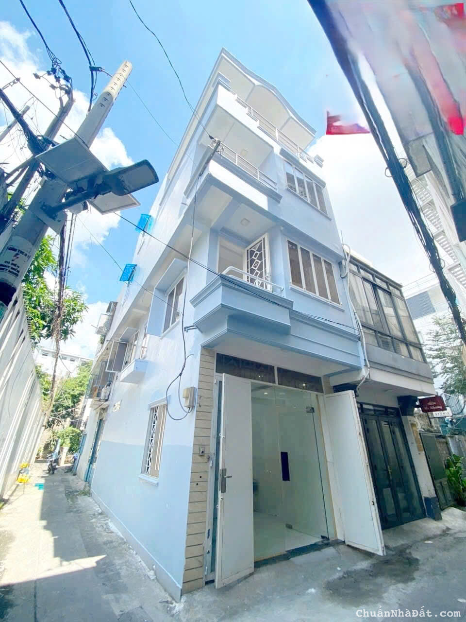 HÌNH THẬT - 🏩CHO THUÊ Nhà nguyên căn góc Huỳnh Văn Bánh, P11 Phú Nhuận HÌNH THẬT - 🏩CHO THUÊ Nhà nguyên căn góc Huỳnh Văn Bánh, P11 Phú Nhuận