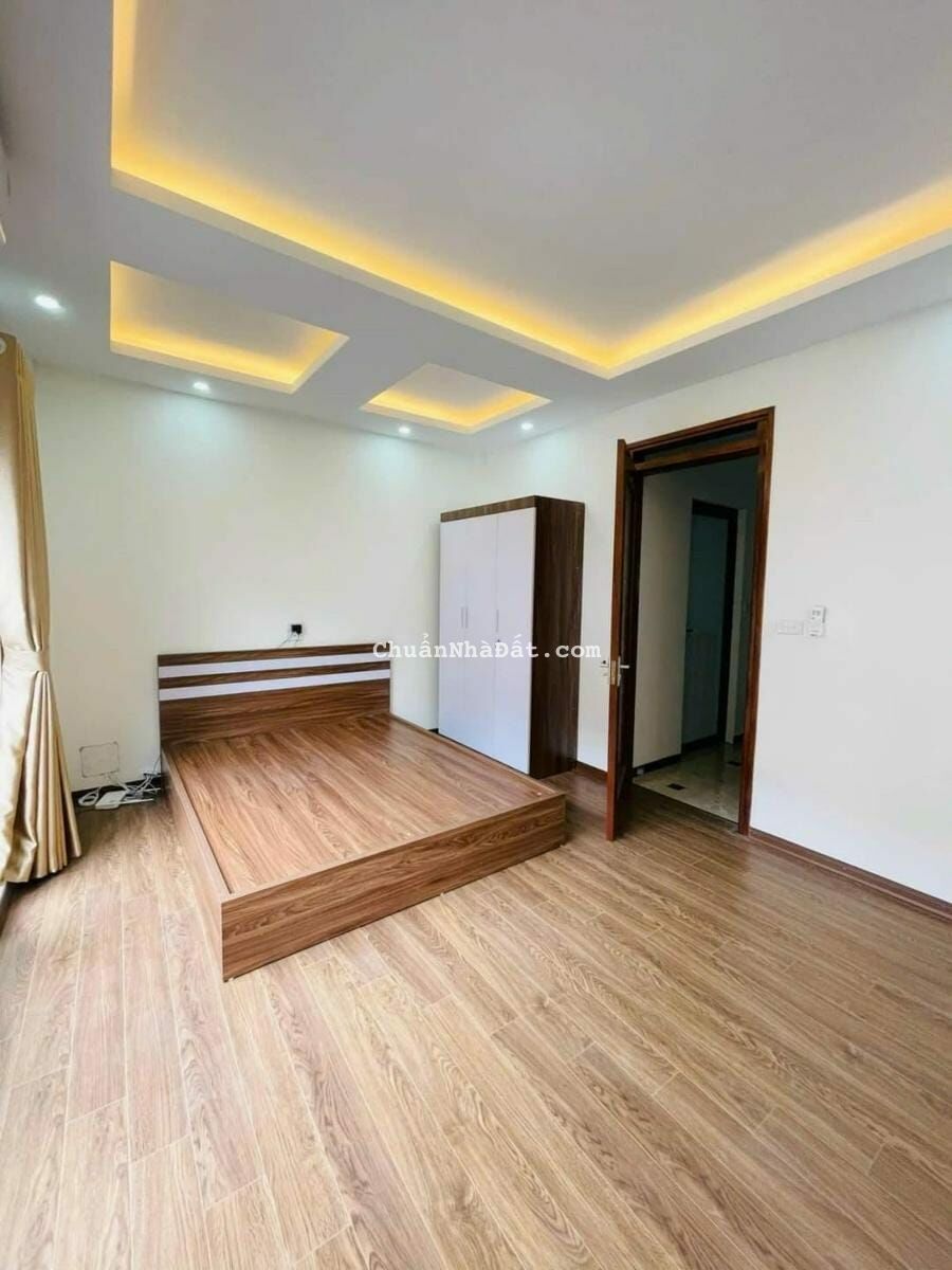 Phố quang tiến ô tô đỗ cửa nhà- thanh khoản nhanh-31m2-nhà 5 tầng gặp chủ là chốt nhà