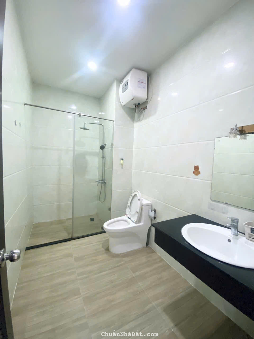 CHO THUÊ NHÀ LIỀN KỀ ĐA PHƯỚC - NGUYỄN TẤT THÀNH ÔNG ÍCH KHIÊM ZÁ 15 TRIỆU CÓ 4PN 