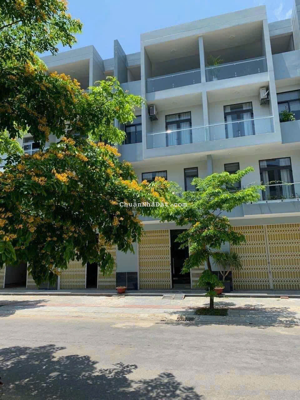 CHO THUÊ NHÀ LIỀN KỀ ĐA PHƯỚC - NGUYỄN TẤT THÀNH ÔNG ÍCH KHIÊM ZÁ 15 TRIỆU CÓ 4PN 