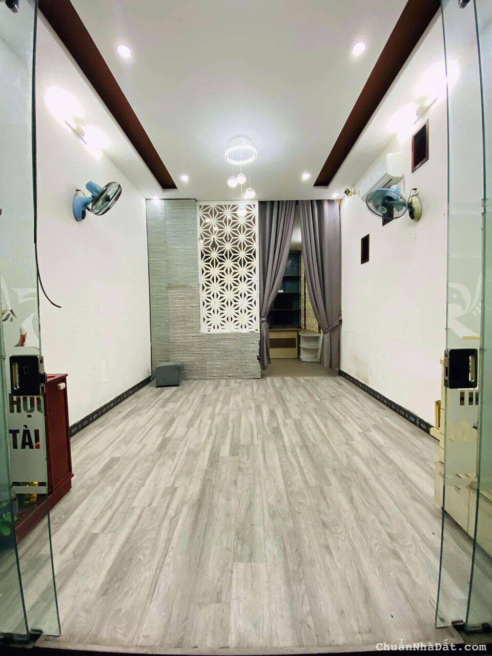 CHo thuê nhà mặt tiền phạm văn nghị đà nẵng giá 20 triệu CHo thuê nhà mặt tiền phạm văn nghị đà nẵng giá 20 triệu