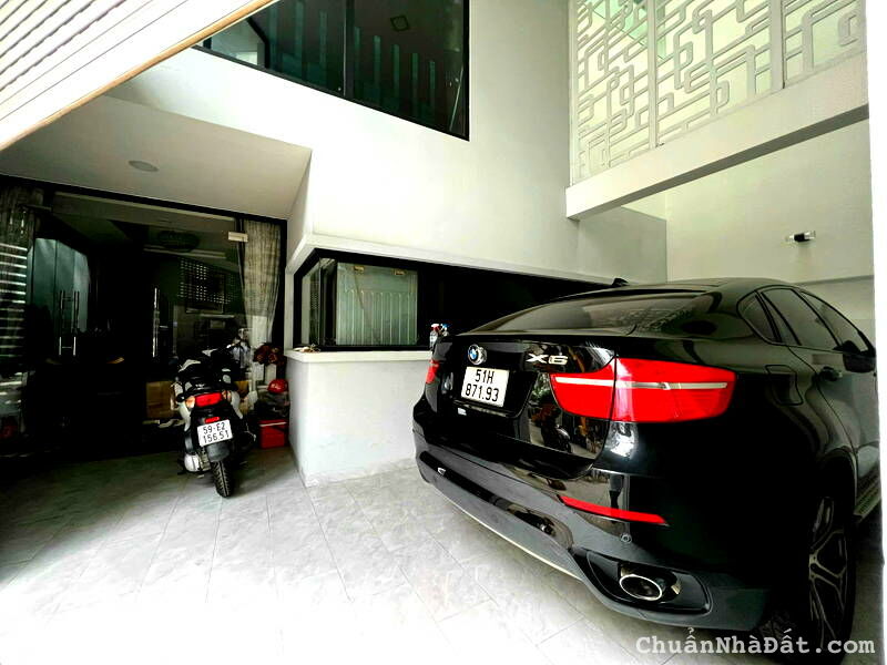 Bán nhà mặt tiền hẻm 112m2 giá chỉ 14 tỷ quận bình Thạnh 