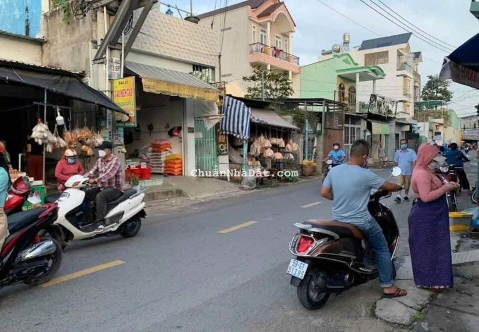 BÁN NHÀ MẶT TIỀN-790TRIỆU-SAU CHỢ BÌNH CHÁNH-CHO THUÊ 8TR THÁNG!