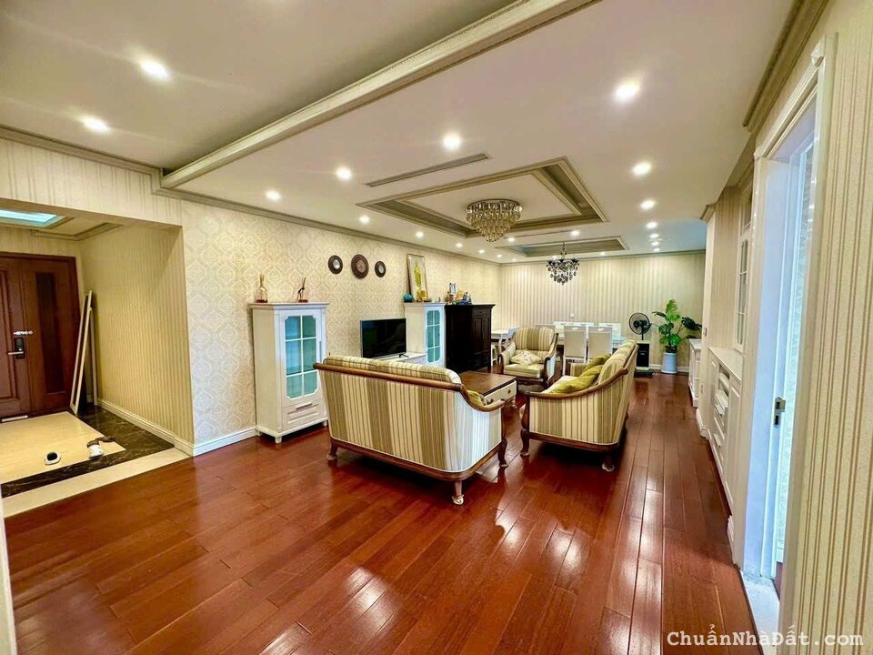 Cho thuê căn hộ cao cấp Eurowindow Trần Duy Hưng, 100m 2 phòng ngủ full đồ, giá 15 triệu/tháng Cho thuê căn hộ cao cấp Eurowindow Trần Duy Hưng, 100m 2 phòng ngủ full đồ, giá 15 triệu/tháng