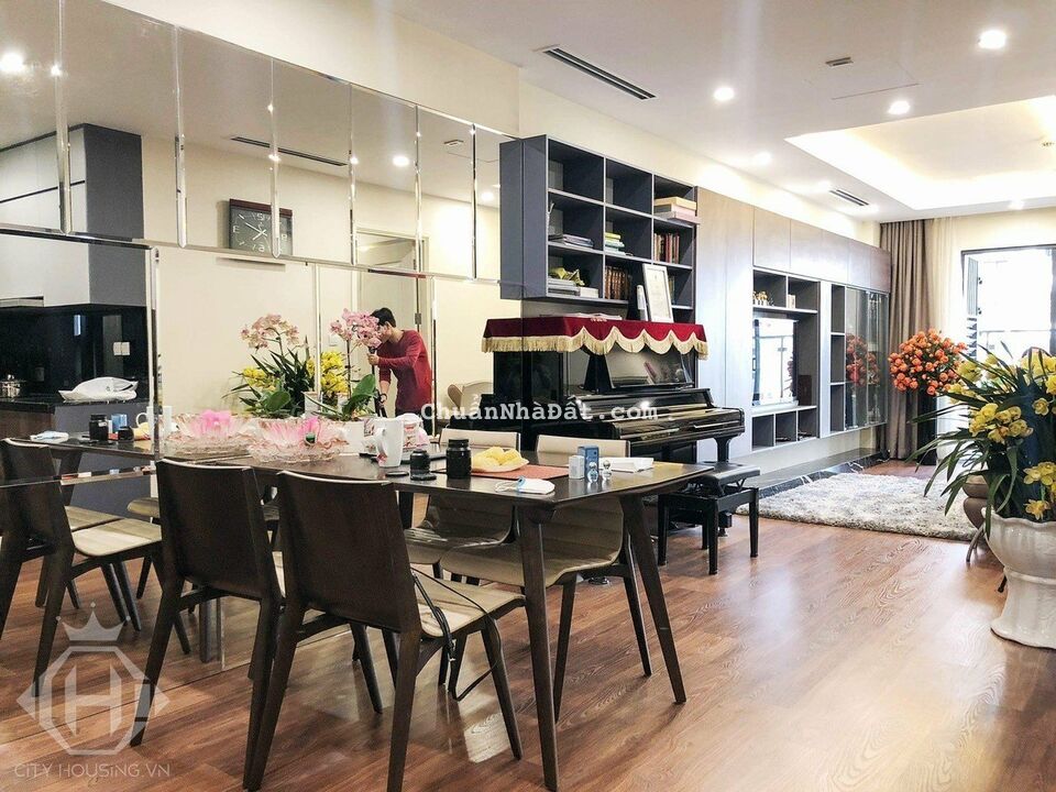 Cho thuê căn hộ cao cấp 110m2, 2 ngủ full đồ, nhà đẹp tại CC Trung Yên Plaza giá 16tr 0987522225