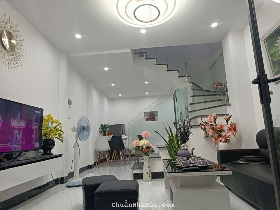 Phân Lô - Vũ Trọng Phụng 36m2 x 4T, Giá Chỉ 7.38 Tỷ, Hai Thoáng Trước Sau.