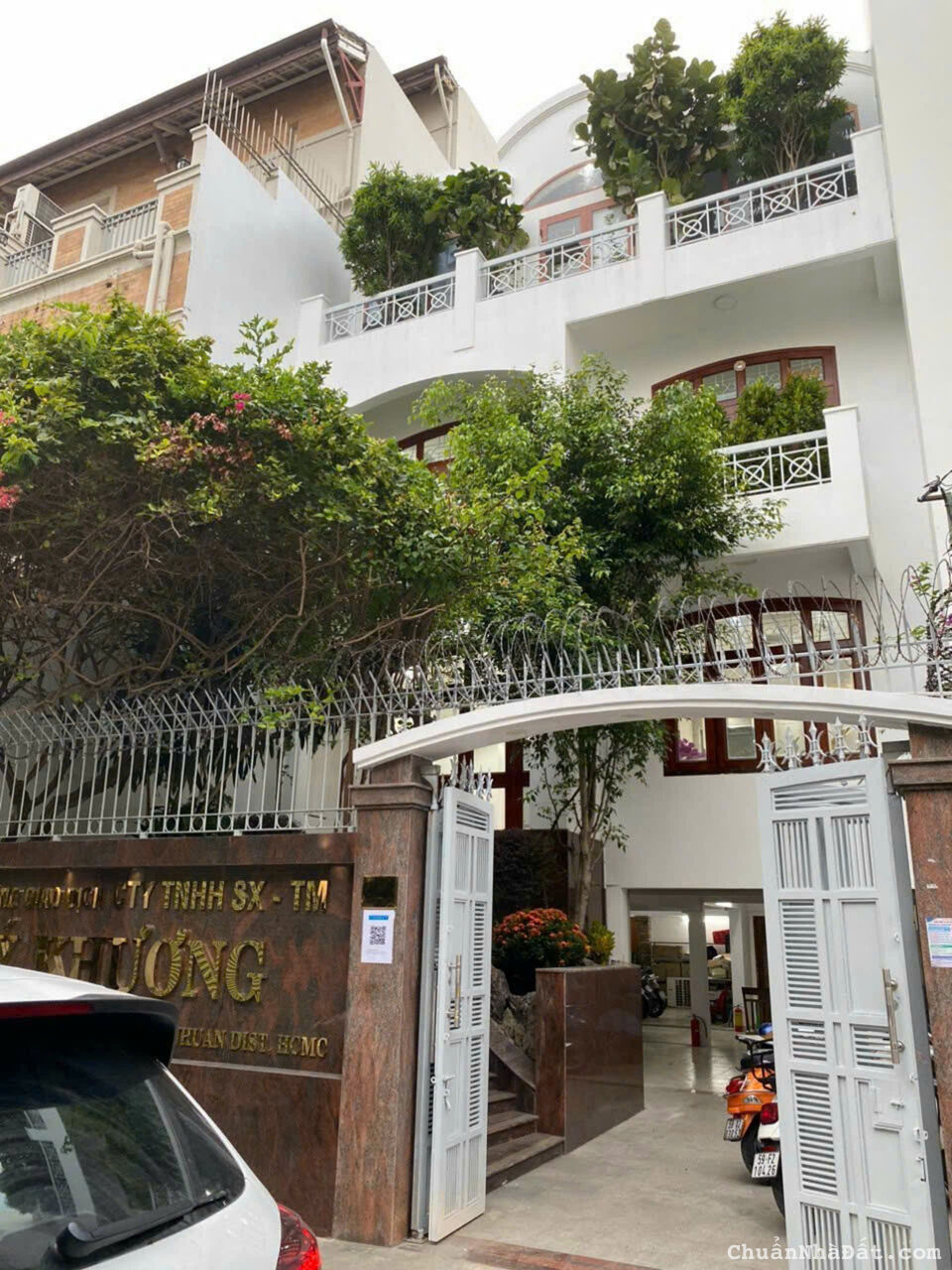 Biệt Thự Hẻm VIP - Sang Trọng - 38/6Q Nguyễn Văn Trỗi, Phường 15, Phú Nhuận - 8x21M, 5 Lầu ! Biệt Thự Hẻm VIP - Sang Trọng - 38/6Q Nguyễn Văn Trỗi, Phường 15, Phú Nhuận - 8x21M, 5 Lầu !