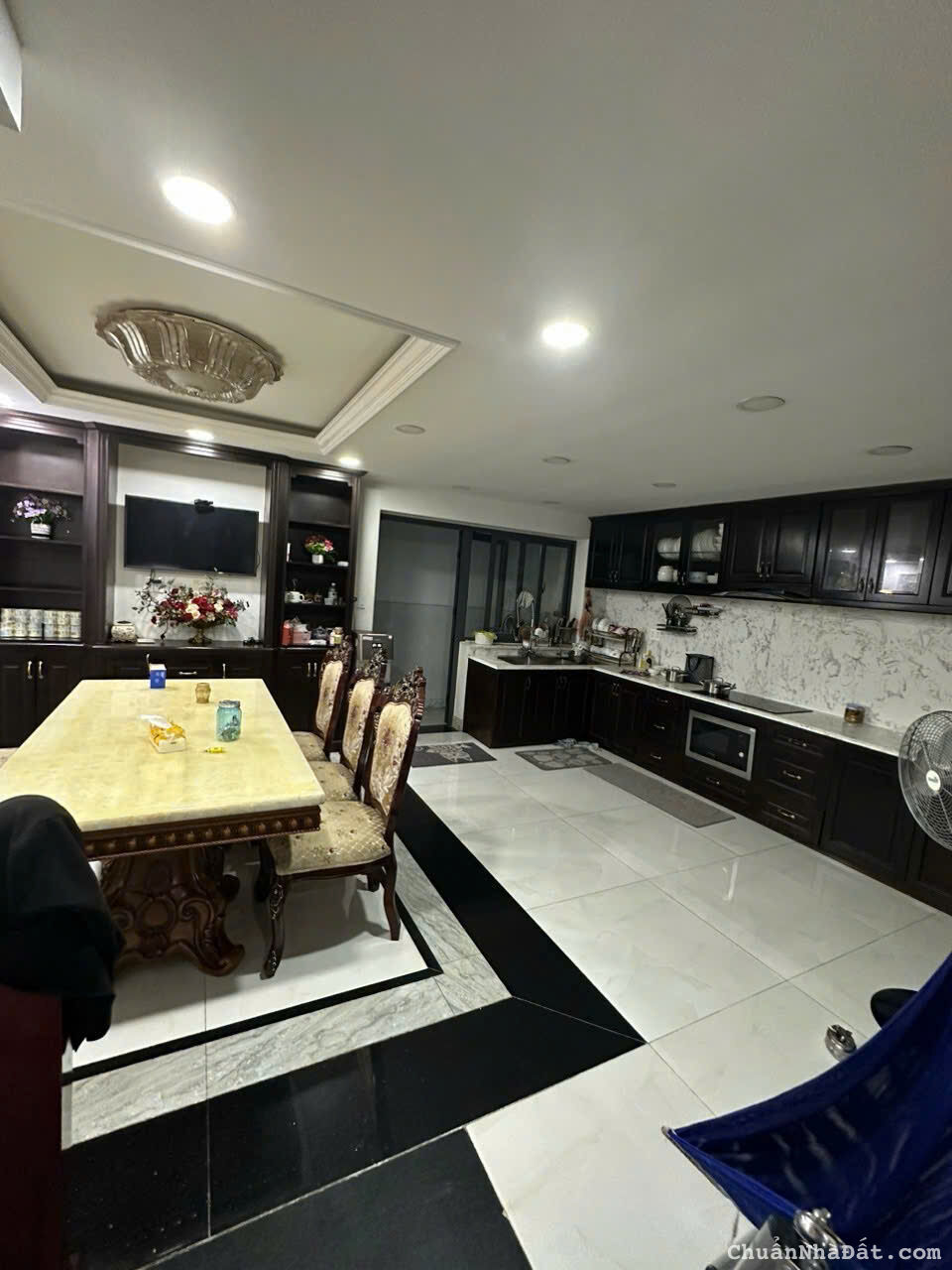 Biệt Thự Sang Trọng - 122/12 Đặng Văn Ngữ, Phường 14, Q. Phú Nhuận, DT: 6x 18m, 5 Tầng, Giá 25 Tỷ ! Biệt Thự Sang Trọng - 122/12 Đặng Văn Ngữ, Phường 14, Q. Phú Nhuận, DT: 6x 18m, 5 Tầng, Giá 25 Tỷ !