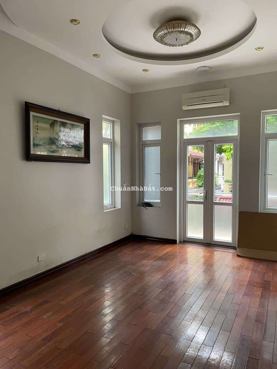 Bán tòa nhà mặt phố quận Ba Đình 