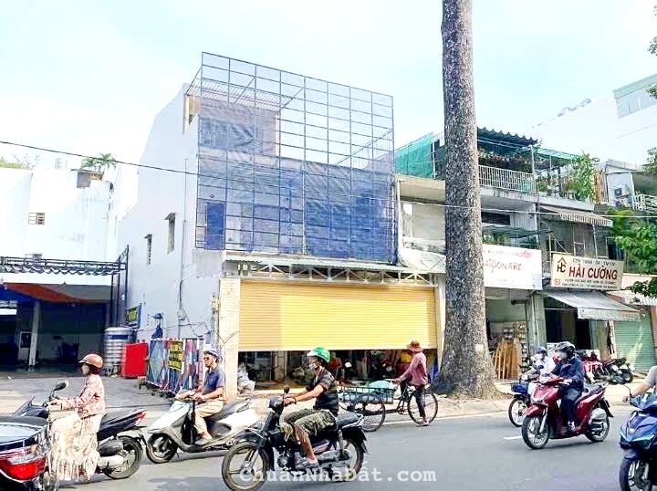 Cho thuê nhà mặt tiền 154 - 156 Hùng Vương, Phường 2, Quận 10. Trệt, 2 lầu, 8x25 chỉ 80tr