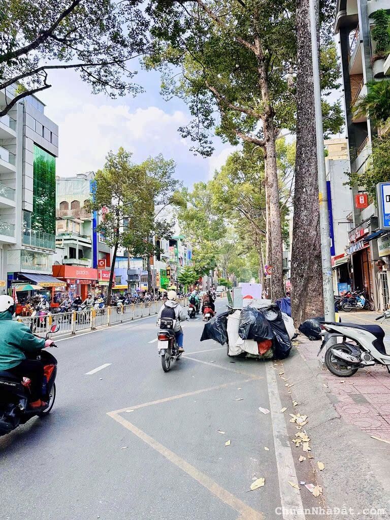 Cho thuê nhà mặt tiền 291 Nguyễn Tri Phương, P8, Q10. Trệt, 3 lầu, Sân Thượng chỉ 90tr