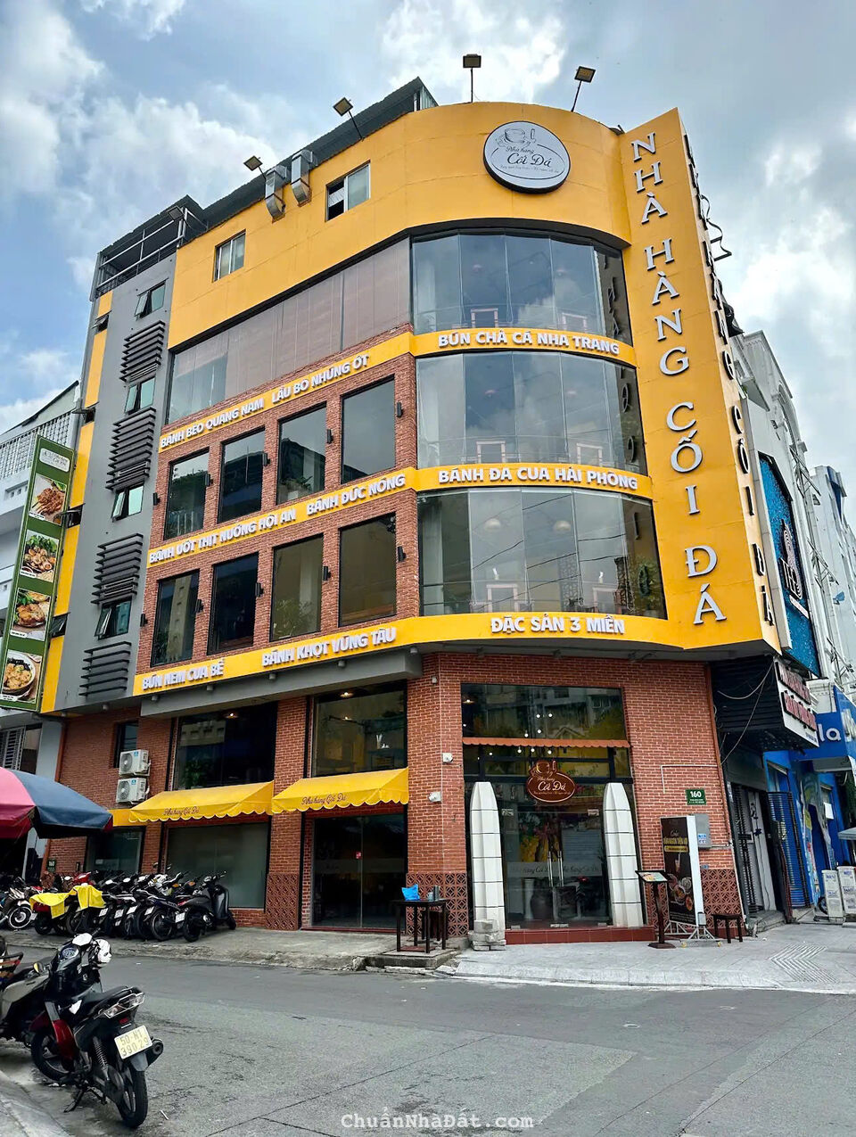 Cho Thuê nhà góc 2 mặt tiền 160 PHAN XÍCH LONG, Phú Nhuận. Trệt, 4 lầu, Thang Máy chỉ 90tr Cho Thuê nhà góc 2 mặt tiền 160 PHAN XÍCH LONG, Phú Nhuận. Trệt, 4 lầu, Thang Máy chỉ 90tr