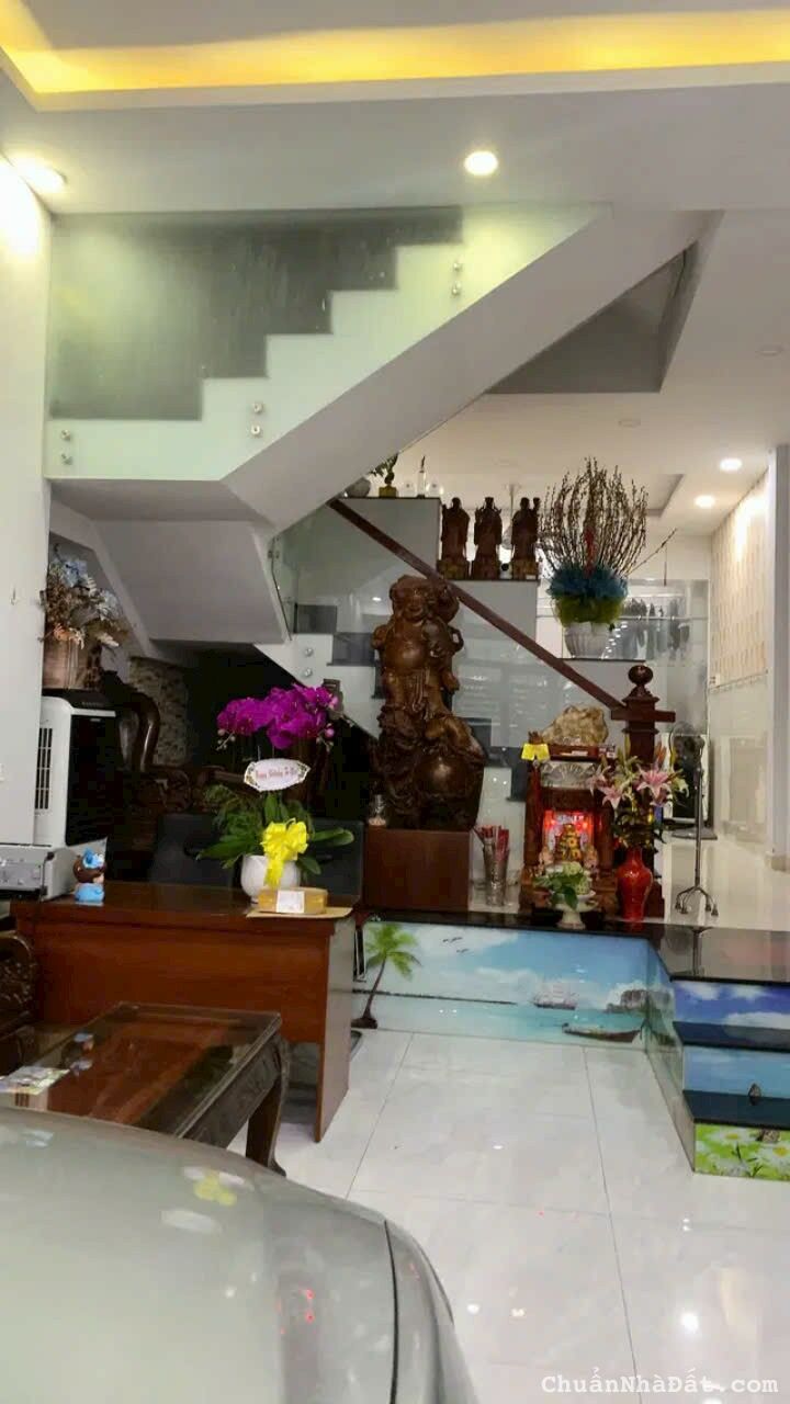 NHÀ 4.5 x 16m, 4 TẦNG  MẶT TIỀN  ĐẶNG THÙY TRÂM - PHẠM VĂN ĐỒNG