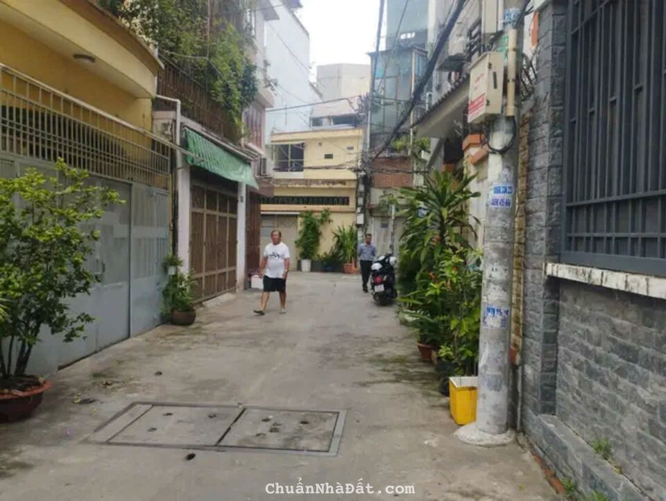 NHÀ LÔ GÓC 8.8 x 15m, HẺM OTO 1 TRỤC HUỲNH VĂN BÁNH, P.12 PHÚ NHUẬN