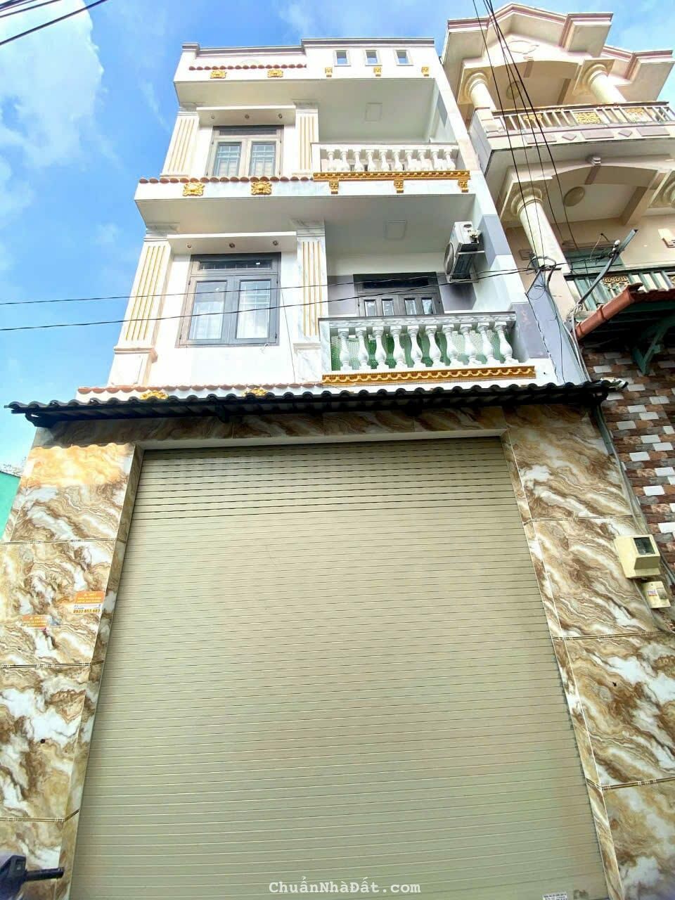 Bán Nhà 3 Tầng Đúc Tân Chánh Hiệp, Quận 12 - 52m2,OTO Thông - Giá Rẻ! Bán Nhà 3 Tầng Đúc Tân Chánh Hiệp, Quận 12 - 52m2,OTO Thông - Giá Rẻ!